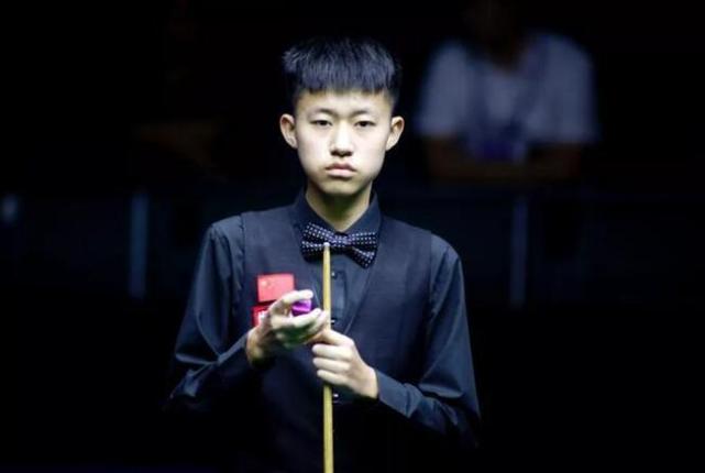 这样的背景 这样的背景