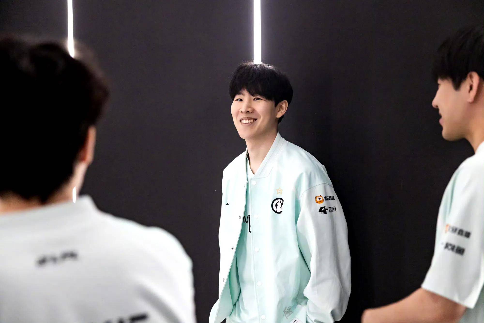 也是一把双 也是一把双