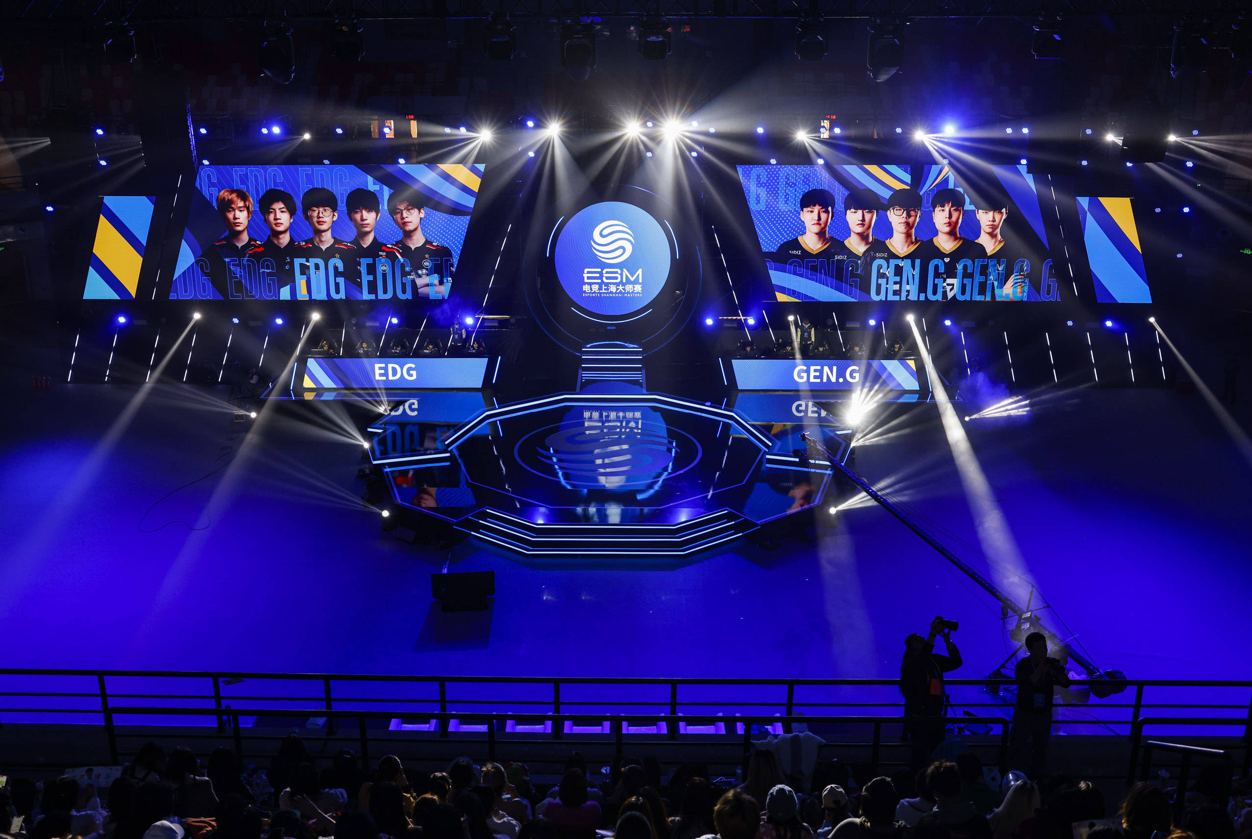 己的传奇 己的传奇